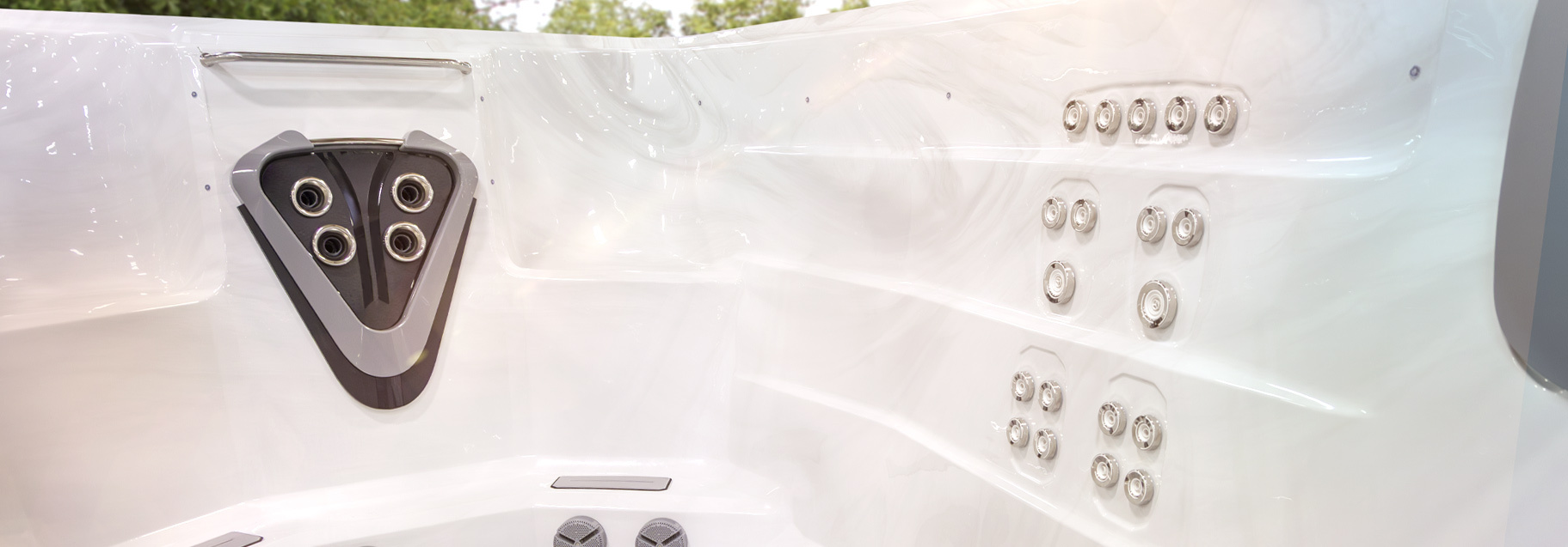 Trainer 19D MAX swim spa